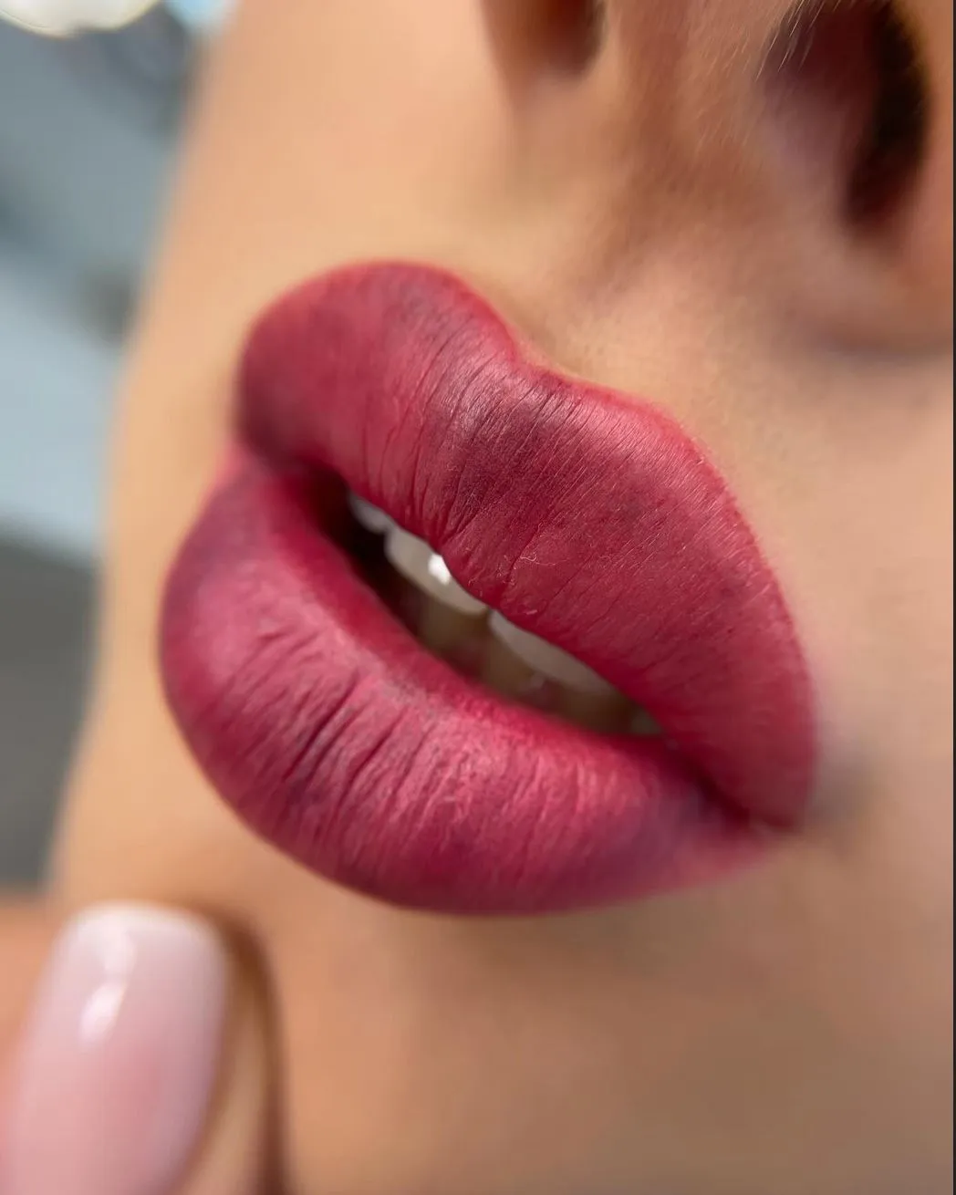 Future Smart Australia | Lip Tattoo Training Length & Cost Factors That Impact Training Time