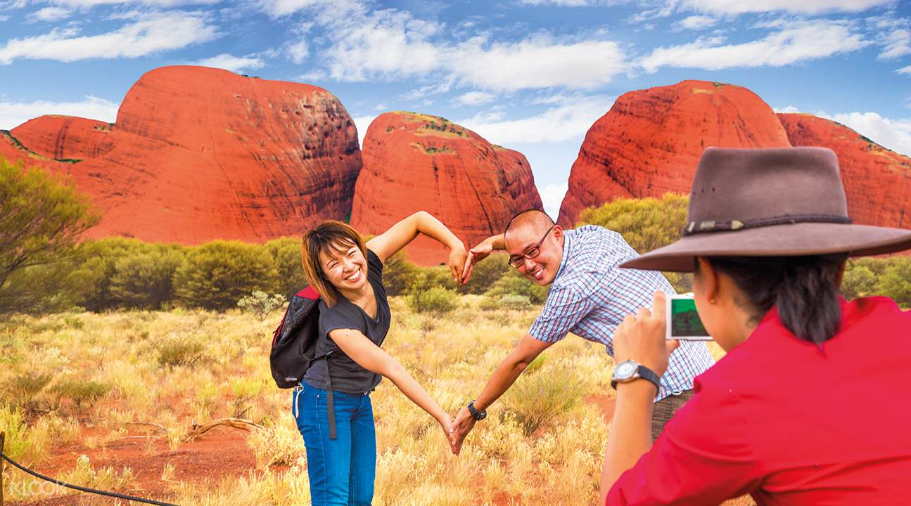 Exploring Uluru on a Budget: An In-Depth Guide to Costs & Savings